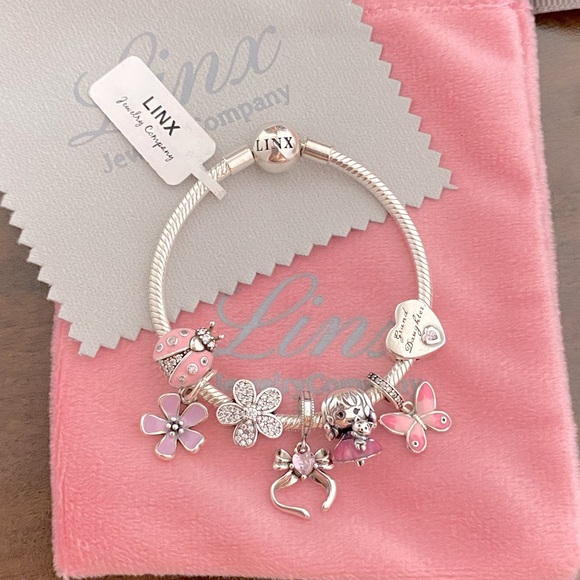 Linx Snake Chain Bracelet with Grandmother and Granddaughter Themed Charms - Picture 3 of 7